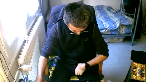 Snapshot of lokoum39 chatting on January 13, 10:47 am lokoum39 online show from January 13, 10:47 am