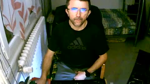 Snapshot of lokoum39 chatting on December 29, 7:43 pm lokoum39 online show from December 29, 7:43 pm