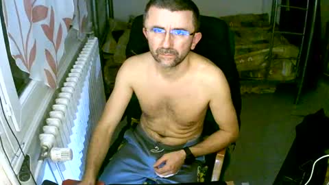 Snapshot of lokoum39 chatting on January 28, 8:36 pm lokoum39 online show from January 28, 8:36 pm