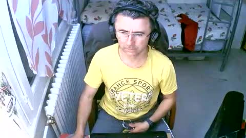 lokoum39 online show from April 24, 9:28 pm