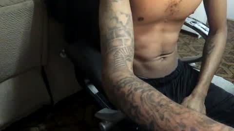 longshaft_ online show from January 12, 1:15 pm