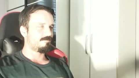 Lucas online show from February 10, 11:15 am