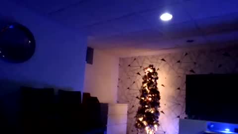 Snapshot of lookingasscocks707 chatting on December 18, 11:34 am Joe online show from December 18, 11:34 am