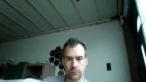 loonelyy online show from March 28, 5:46 pm