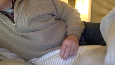 Snapshot of loose565 chatting on January 6, 9:11 pm loose565 online show from January 6, 9:11 pm
