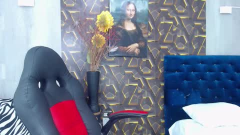 jamess online show from October 18, 8:14 pm