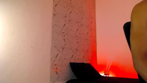 Lorian Vikel  online show from April 23, 12:37 am