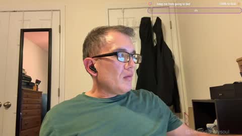 Snapshot of lostandlonelysoul chatting on September 29, 4:22 am Hazemir online show from September 29, 4:22 am