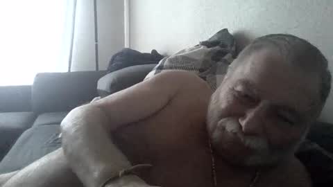 louis_chokdee online show from February 28, 4:31 pm