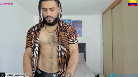 Snapshot of louis_marley_ chatting on January 7, 8:31 pm louis_marley_ online show from January 7, 8:31 pm