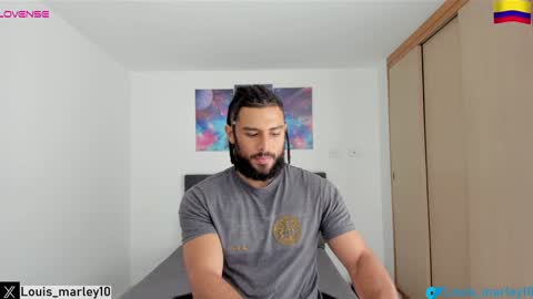 Snapshot of louis_marley_ chatting on January 5, 1:47 pm louis_marley_ online show from January 5, 1:47 pm