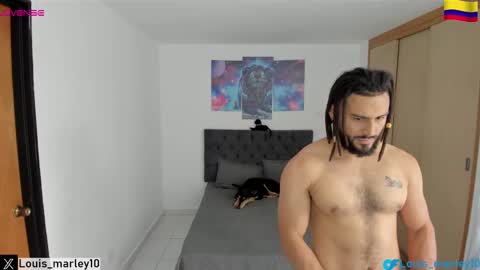 Snapshot of louis_marley_ chatting on February 13, 8:24 pm louis_marley_ online show from February 13, 8:24 pm