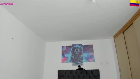 Snapshot of louis_marley_ chatting on December 17, 8:54 pm louis_marley_ online show from December 17, 8:54 pm
