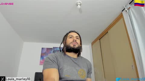 Snapshot of louis_marley_ chatting on January 29, 11:46 pm louis_marley_ online show from January 29, 11:46 pm