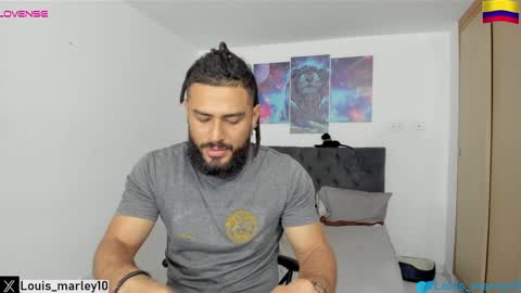 Snapshot of louis_marley_ chatting on January 21, 11:24 pm louis_marley_ online show from January 21, 11:24 pm