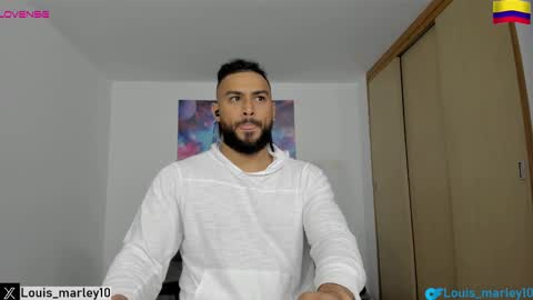Snapshot of louis_marley_ chatting on February 9, 11:36 pm louis_marley_ online show from February 9, 11:36 pm