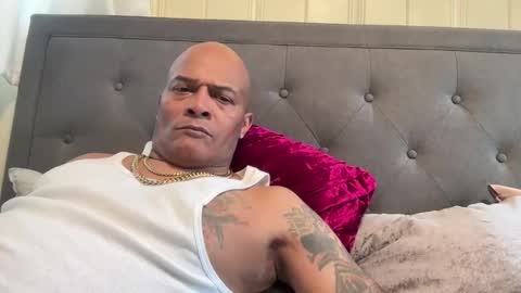 loved19 online show from April 24, 8:22 pm