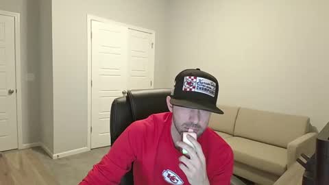 lovehatlovers online show from January 27, 12:37 pm