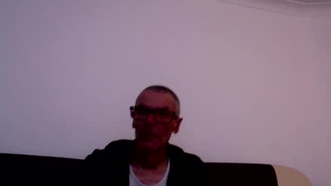 lovepvcearly50s online show from April 25, 6:38 pm