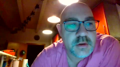 Snapshot of lover010983 chatting on February 17, 5:36 am lover010983 online show from February 17, 5:36 am