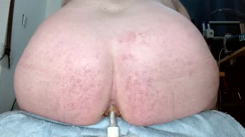 lovesurass2 online show from November 10, 1:38 pm