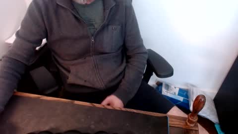 lreed090 online show from April 22, 5:18 pm