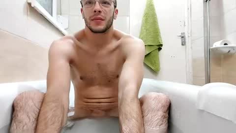 Snapshot of lshot_d chatting on December 3, 2:23 am Lshot D online show from December 3, 2:23 am