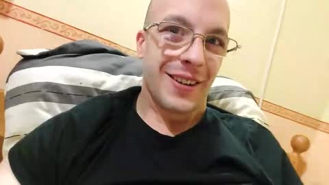 Snapshot of lshot_d chatting on January 18, 6:31 am Lshot D online show from January 18, 6:31 am