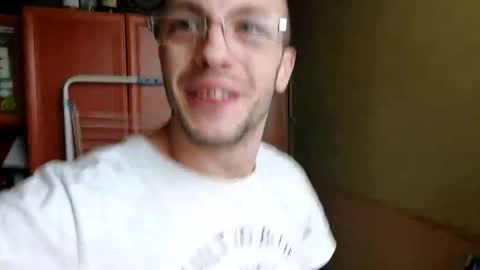 Snapshot of lshot_d chatting on January 25, 9:26 am Lshot D online show from January 25, 9:26 am