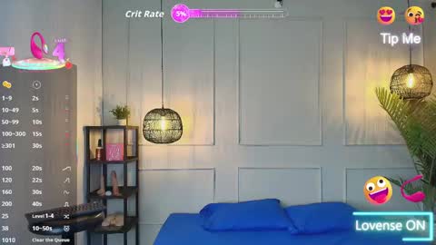 lUAN online show from April 22, 11:48 am