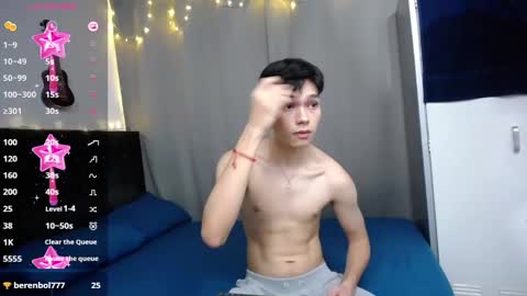 Snapshot of luandy_ chatting on December 9, 11:36 am lUAN online show from December 9, 11:36 am
