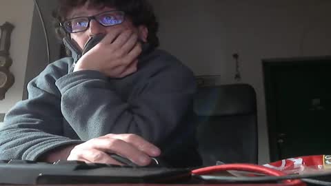 luca78 online show from December 4, 11:01 pm