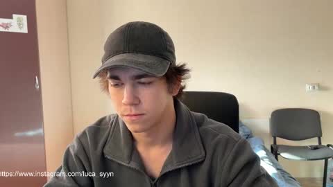 Snapshot of luca_syn chatting on September 11, 12:15 pm Luca S online show from September 11, 12:15 pm