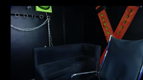 luca online show from November 11, 12:43 pm