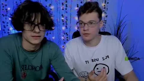 Snapshot of lucas_long_ chatting on October 1, 1:04 pm lucas_long_ online show from October 1, 1:04 pm
