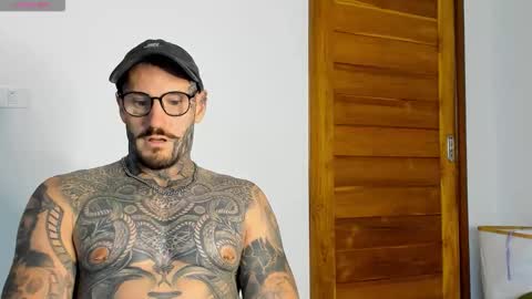 lucasexclusive online show from October 26, 6:59 am