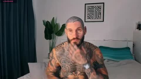 lucasexclusive online show from June 25, 5:34 am