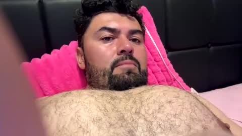 lucasmagana85 online show from April 25, 7:55 am