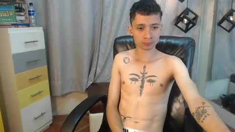 LucassSmith11 online show from June 4, 3:34 am