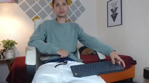 LucassSmith11 online show from February 22, 3:13 pm