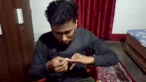 luci_ri online show from February 6, 12:02 pm