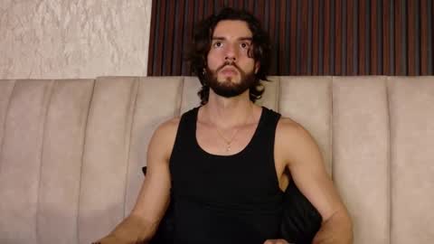 Snapshot of luciano_ferrer chatting on September 27, 12:30 am Luciano online show from September 27, 12:30 am