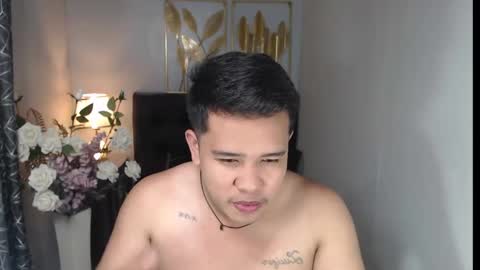 Luciferhotcum online show from February 7, 7:59 pm