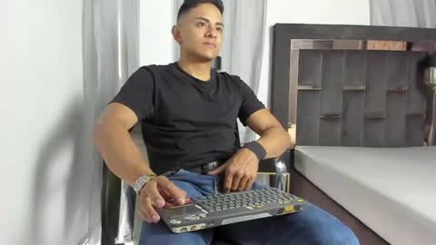 Leo online show from July 27, 12:34 pm