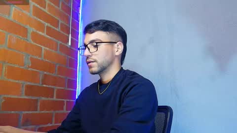 Snapshot of lucky_blessed chatting on October 16, 5:04 am lucky_blessed online show from October 16, 5:04 am