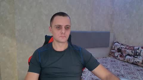 Ethan online show from February 14, 8:15 pm