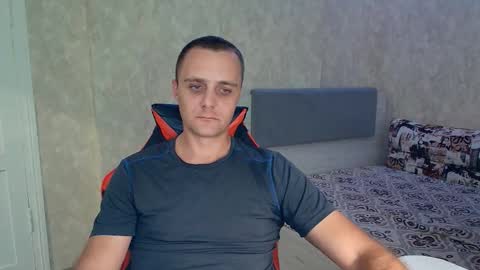 Ethan online show from September 22, 6:51 pm