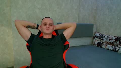 Ethan online show from January 14, 8:26 pm