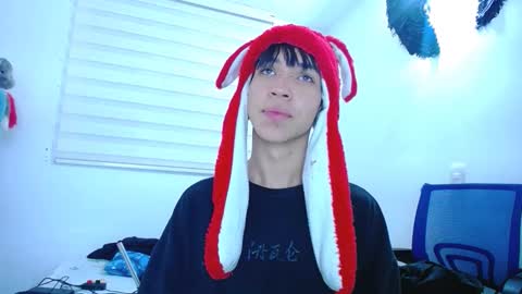 lucky_strickee online show from October 14, 4:41 am