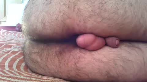 Snapshot of luckycock86x chatting on December 12, 1:39 pm Luckycock online show from December 12, 1:39 pm